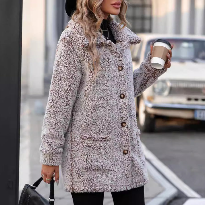 Damen Flauschige Übergangsjacke mit großen aufgesetzten Taschen und Knopfdetails Drune