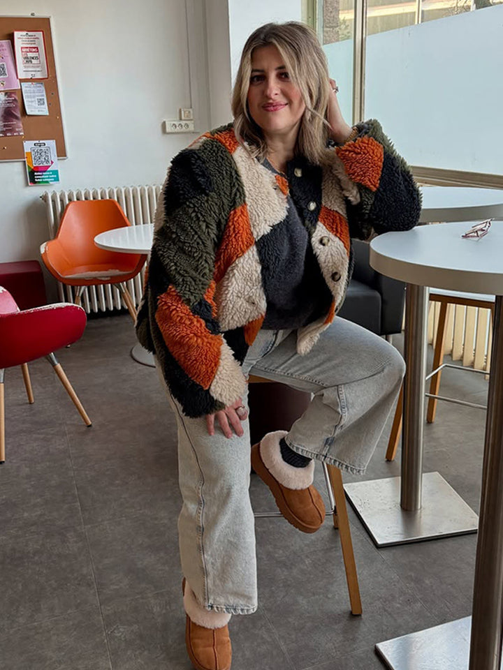 Damen Kurz geschnittene Patchwork‑Teddyjacke mit strukturierter Schlingenfaser und Druckknopfleiste Drune