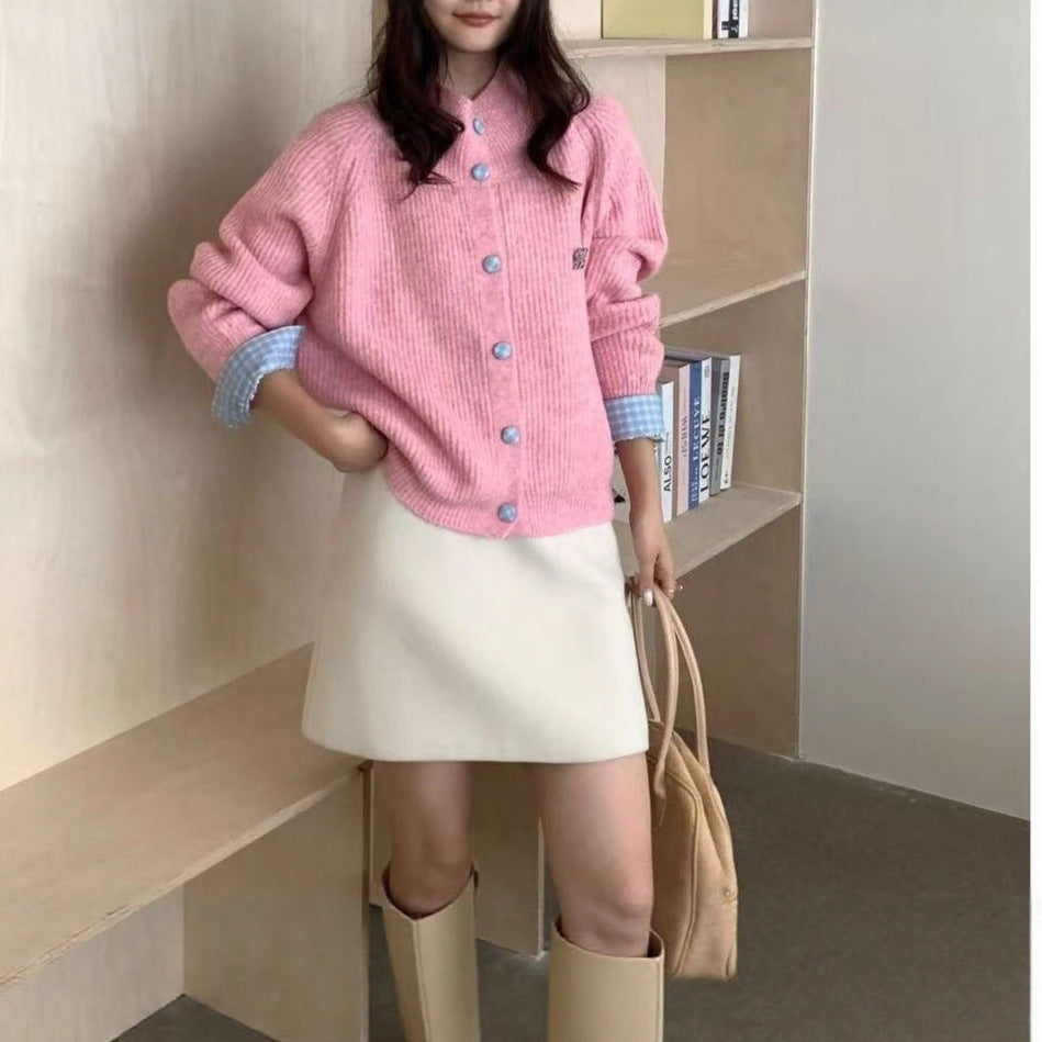 Damen Modische Strickjacke mit edlen Knopfdetails Drune