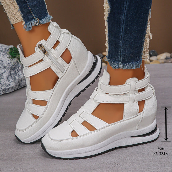 Damen Sportliche Plateau-Sandale mit geflochtenem Riemen und dämpfender Profilsohle Drune