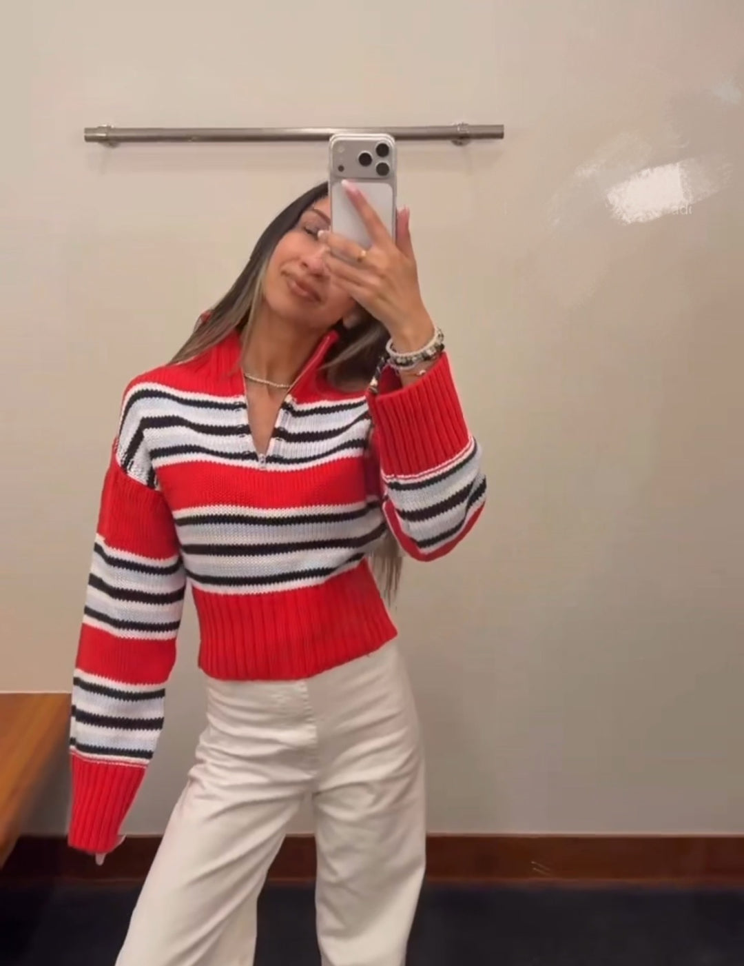 Damen Cropped Strickpullover mit halbem Reißverschluss, Stehkragen und Ballonärmeln Drune