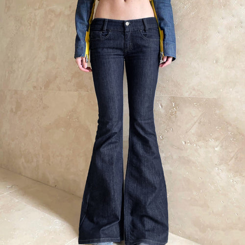 Damen Flared-Jeans mit stark ausgestelltem Schlag und figurbetonter Hüftpassform Drune