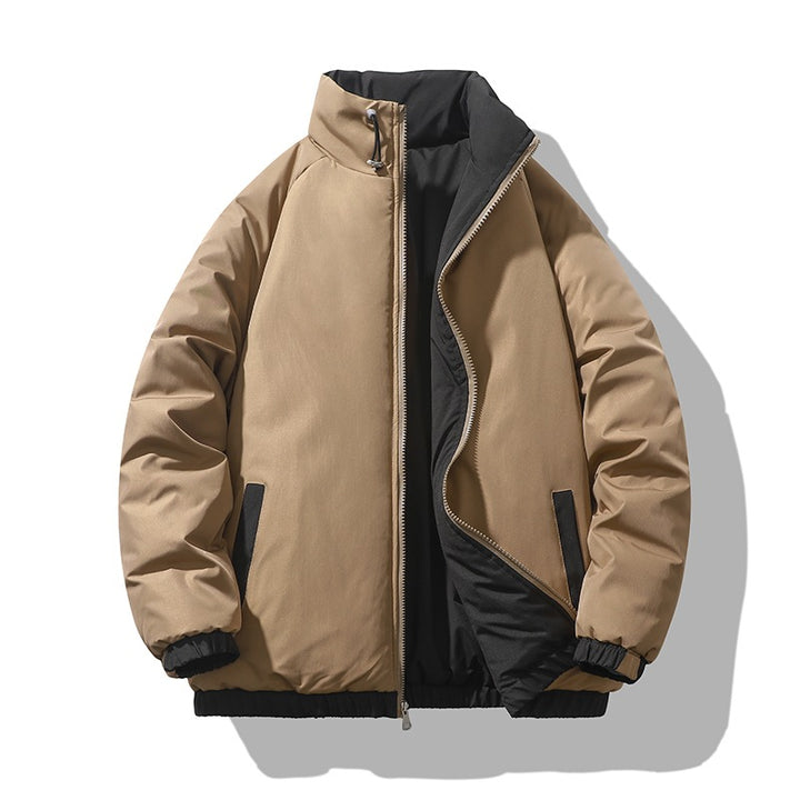 Herren Kurz geschnittene Thermo-Pufferjacke mit hohem, verstellbarem Stehkragen und kontrastierter Innenfütterung Drune