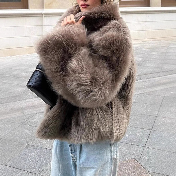 Damen Kunstfelljacke mit hochschließendem Kragen und luxuriösem Design Drune
