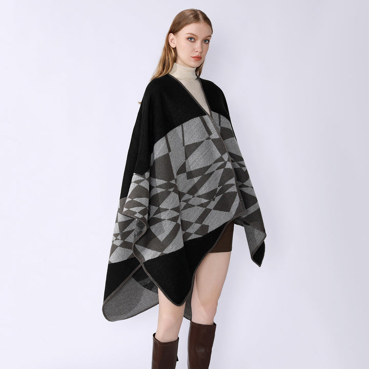 Damen Großer Strickponcho im Cape‑Schnitt mit Ziernaht und geometrischem Intarsia Drune