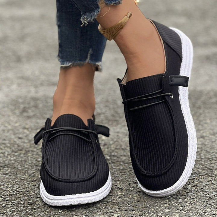 Damen nan urbaner Slip-On Loafer mit geripptem Textiloberteil und dämpfender Gummisohle Drune