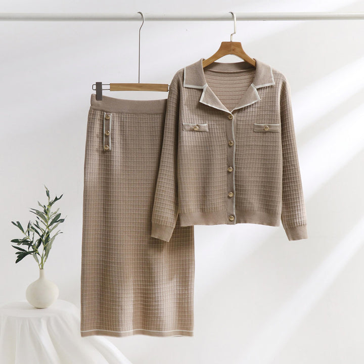 Damen elegantes Strickensemble mit dekorativem Kragen und aufgesetzten Taschen Drune