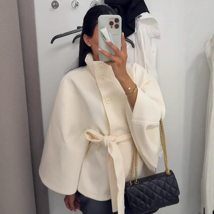 Damen nan weite Cape-Jacke mit Stehkragen, verdeckter Knopfleiste und Bindegürtel Drune