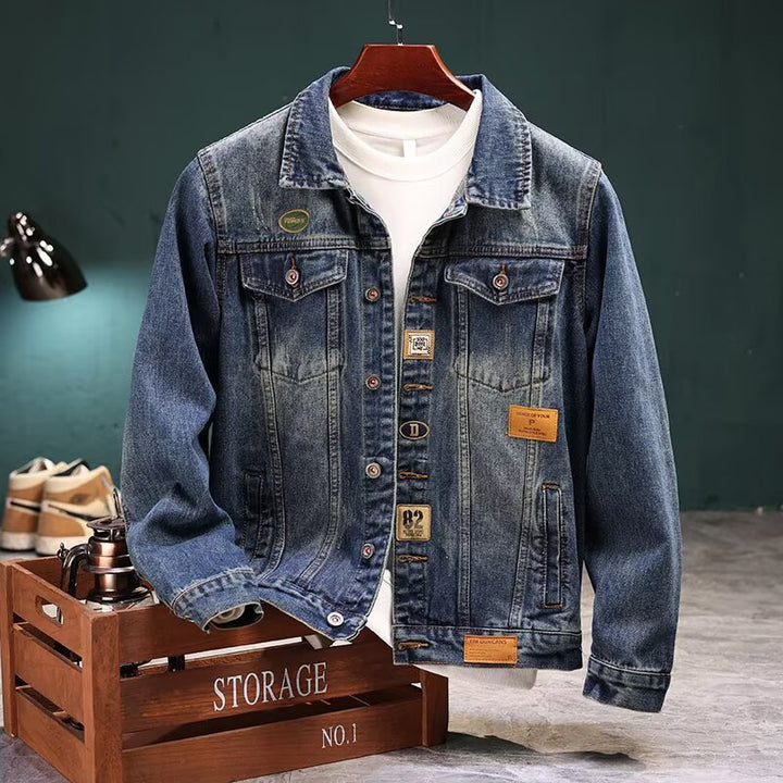 Herren Vintage-gewaschene Denimjacke mit Markenpatches, Brustklappen und geradem Schnitt Drune