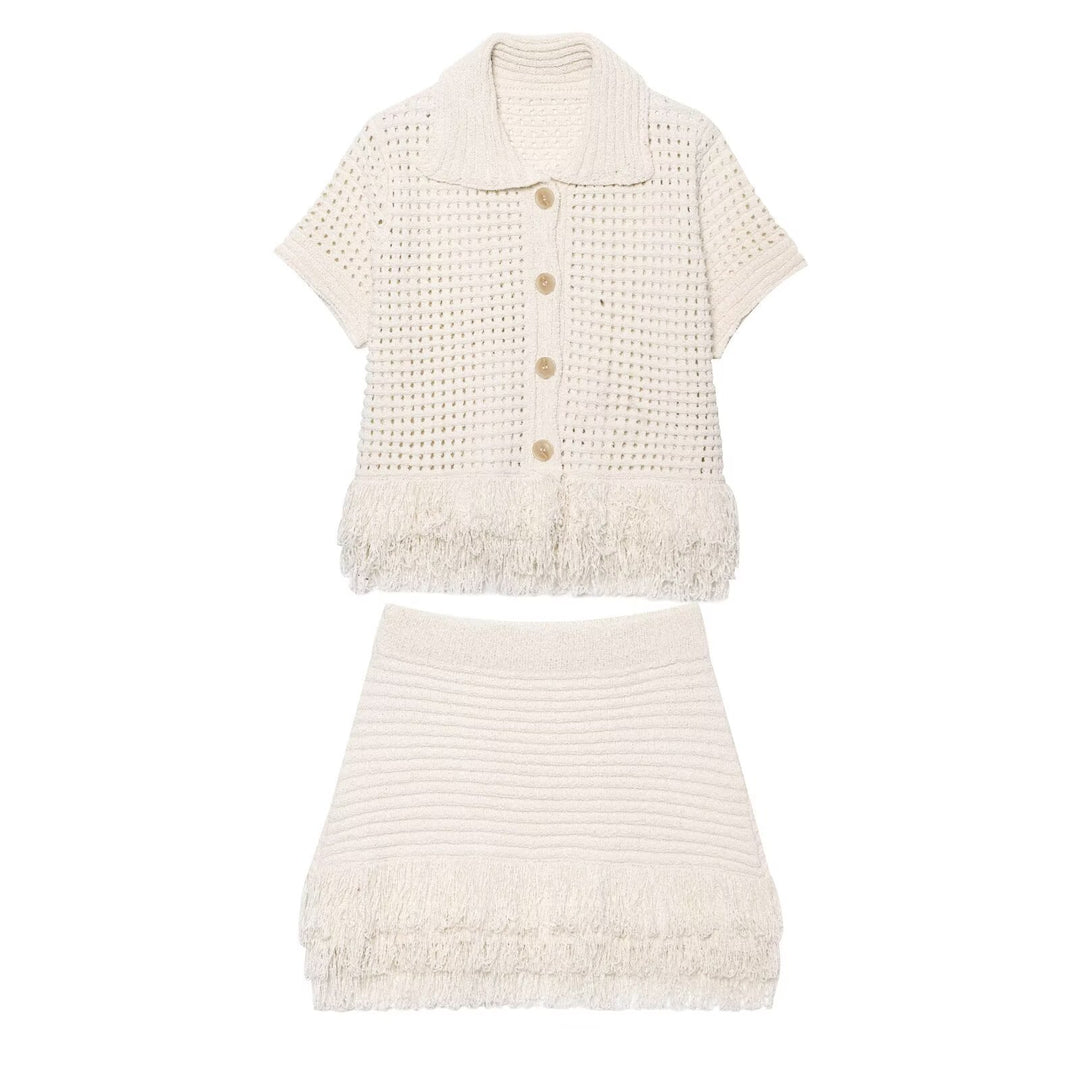 Damen Kurzarm-Strickjacke mit fransigem Saum und dekorativen Knöpfen Drune