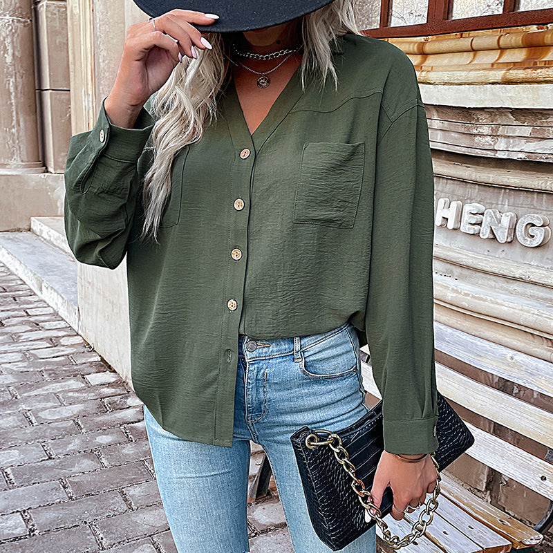 Damen Oversize Crinkle‑Hemdbluse mit V‑Ausschnitt, sichtbarer Knopfleiste und Brusttasche Drune