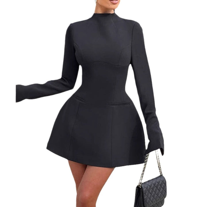 Damen Modisches Kurzkleid mit strukturiertem Design und eleganter Silhouette Drune