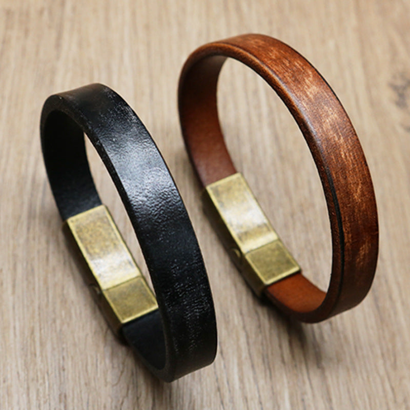 Drune | Robuste Lederarmband mit Messingschließe