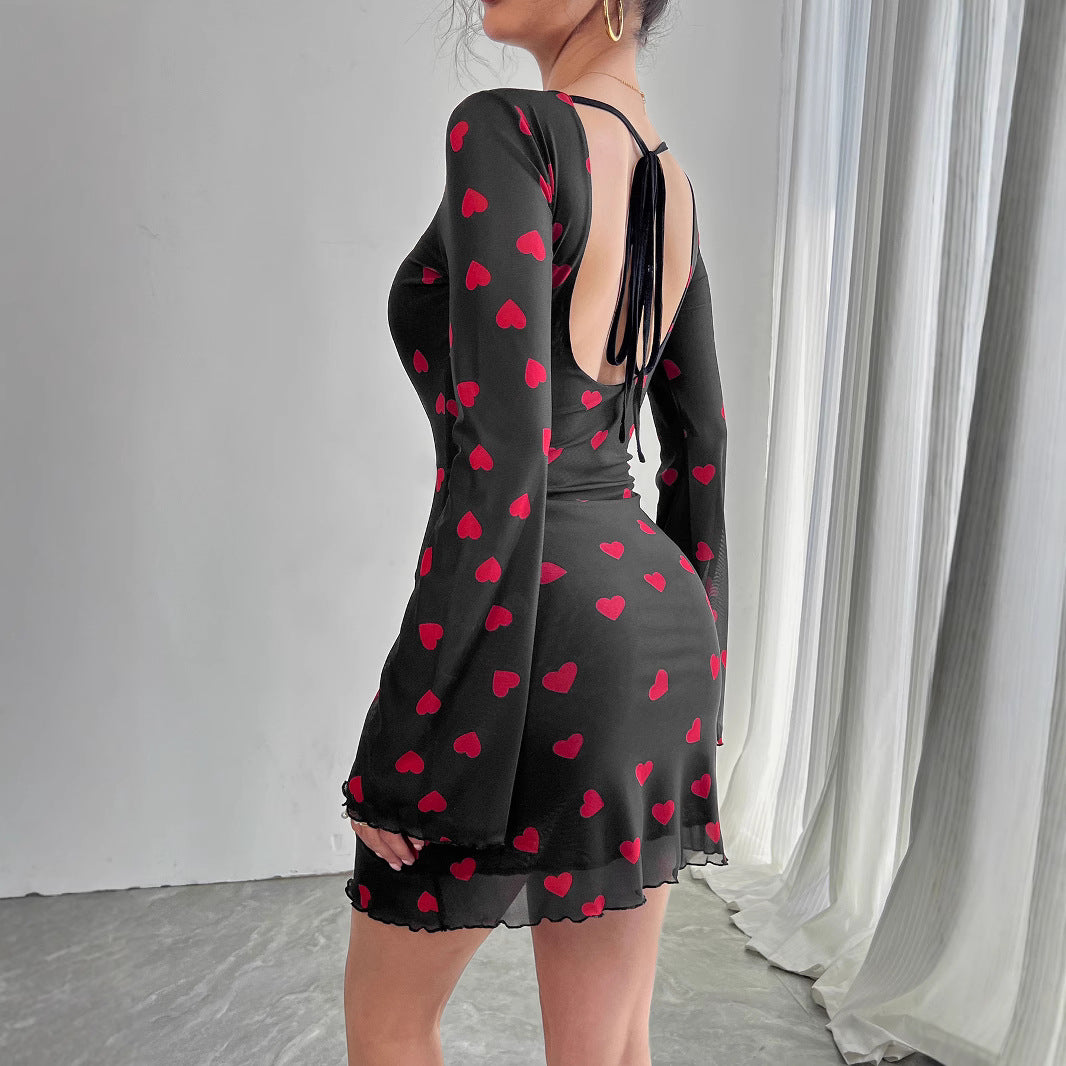 Damen nan figurbetontes Mini-Kleid aus feinem Netzstoff mit Herzmuster und Trompetenärmeln Drune
