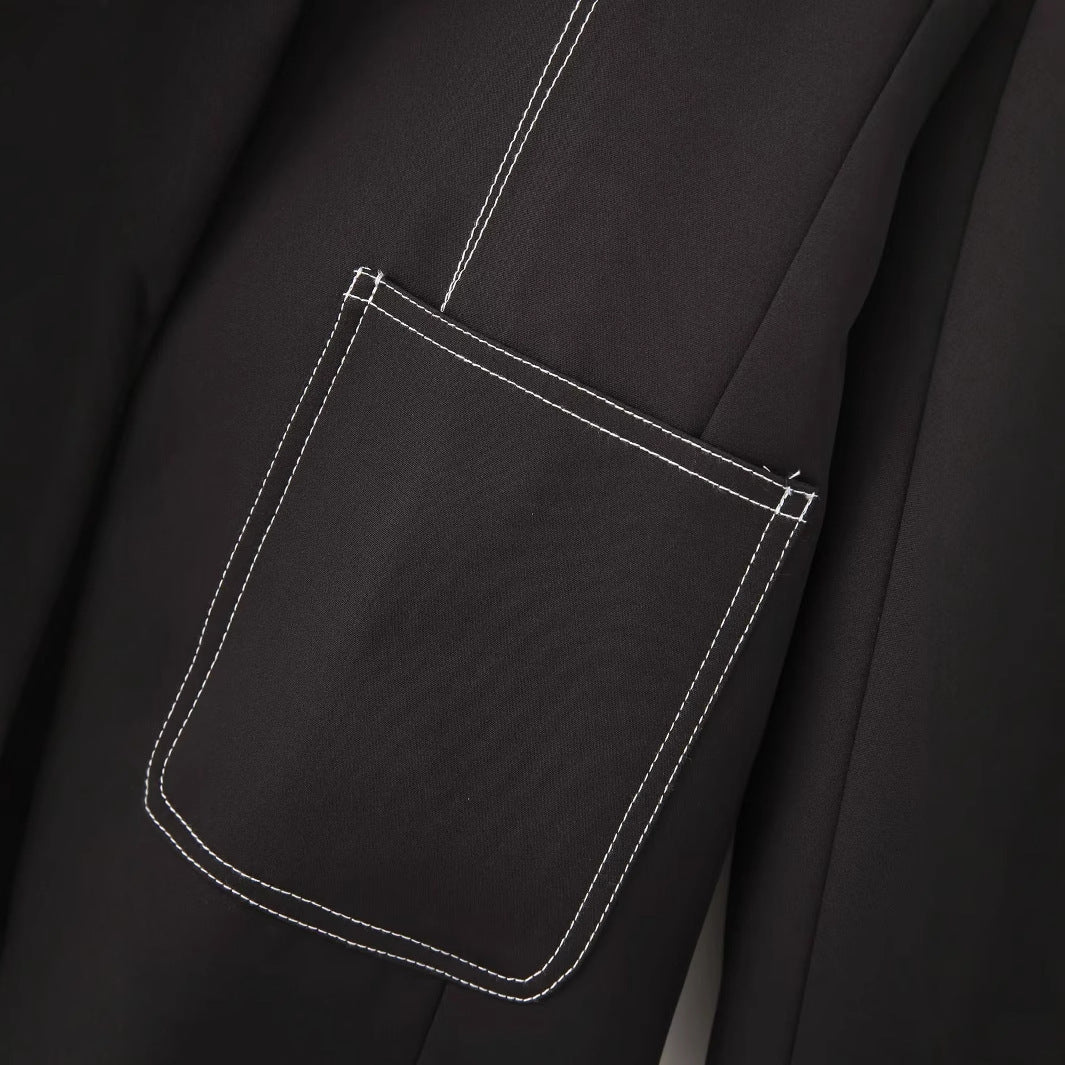 Damen nan einreihiger Blazer mit Reverskragen, Kontraststeppungen und aufgesetzten Taschen Drune