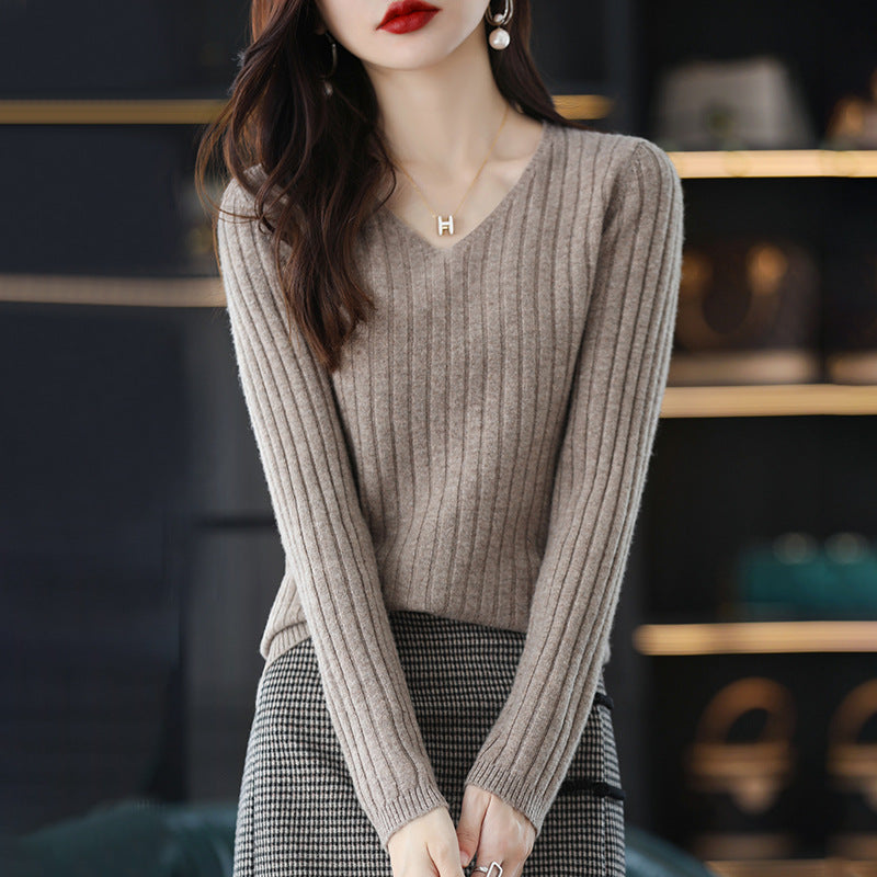 Damen Strickpullover mit feiner Rippenstruktur und V-Ausschnitt Drune