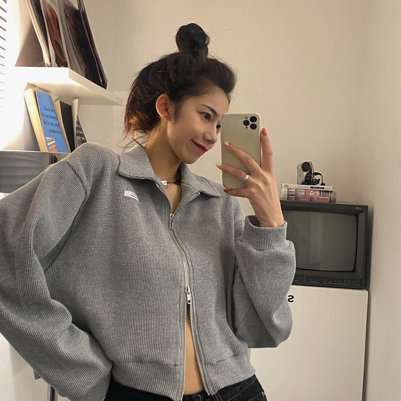 Damen cropped Fleecejacke mit modernem Reißverschluss und lässigen Ärmeln