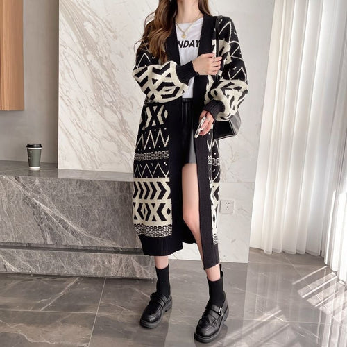 Damen Strickjacke im angesagten Ethno-Style mit weitem Schnitt Drune