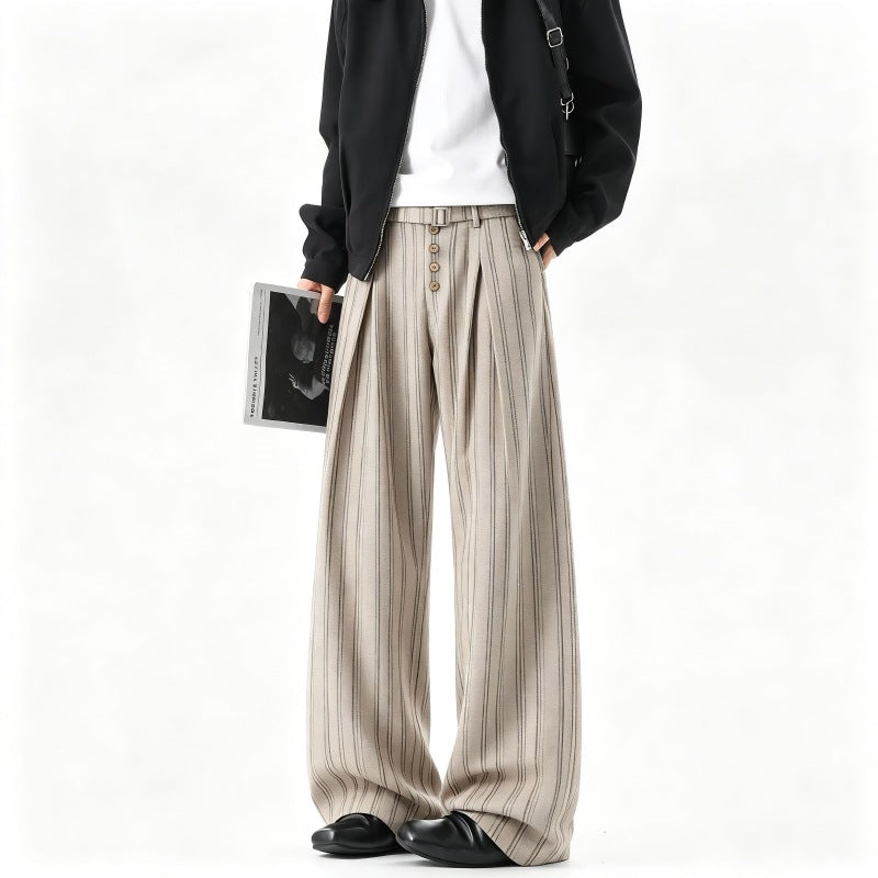 Herren Weite Nadelstreifen-Hose im Baggy‑Cut mit hoher Taille, Falten und Zierknopfleiste Drune