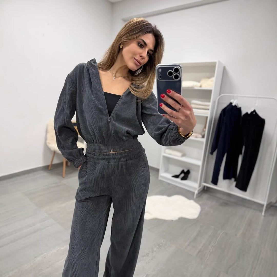 Damen weiches Cordvelours-Zweiteiler mit kurzer Kapuzenzipjacke und weiter Komforthose Drune