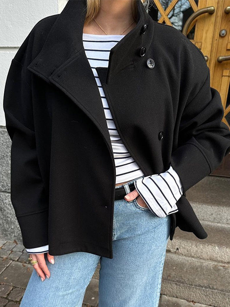 Damen Modische Oversized Jacke mit hochschließendem Kragen und Knopfdetails Drune
