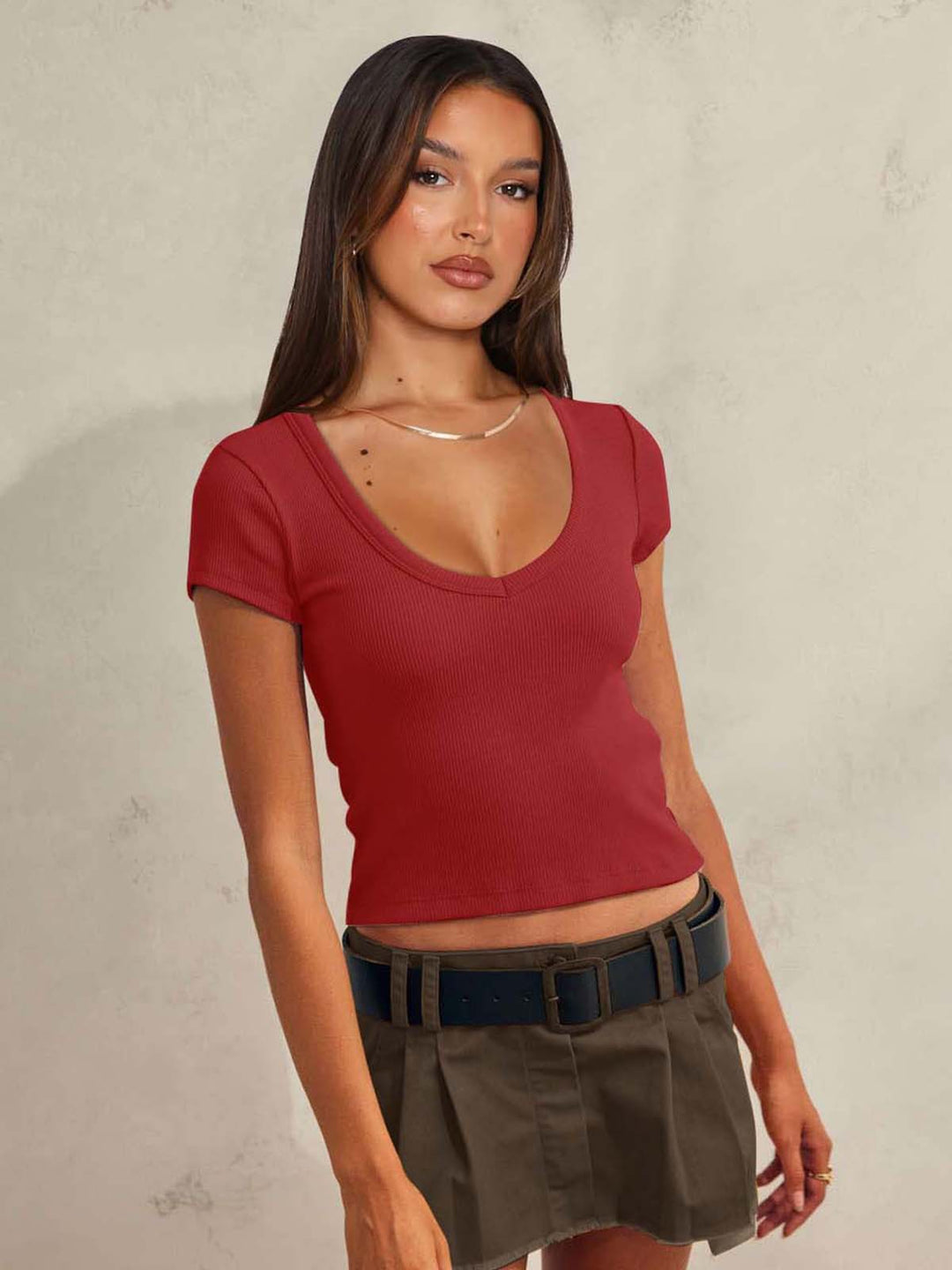 Damen figurbetontes Ripp-T-Shirt mit V-Ausschnitt und kurzen Ärmeln Drune