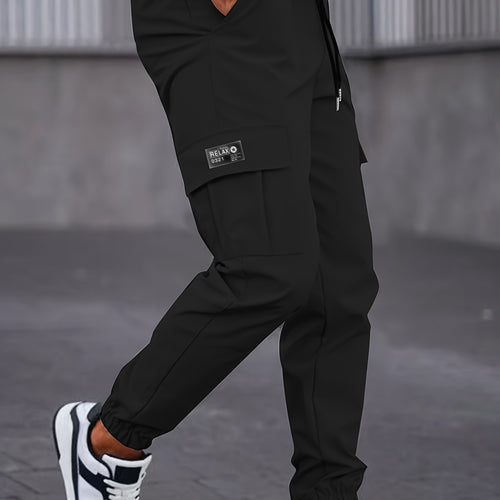 Herren Cargo-Jogginghose mit Tunnelzug, tapered Schnitt & aufgesetzten Klappentaschen Drune