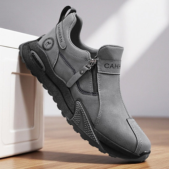 Herren robuste Outdoor-Sneaker mit seitlichem Reißverschluss, gepolstertem Knöchelkragen und griffiger Profilsohle Drune