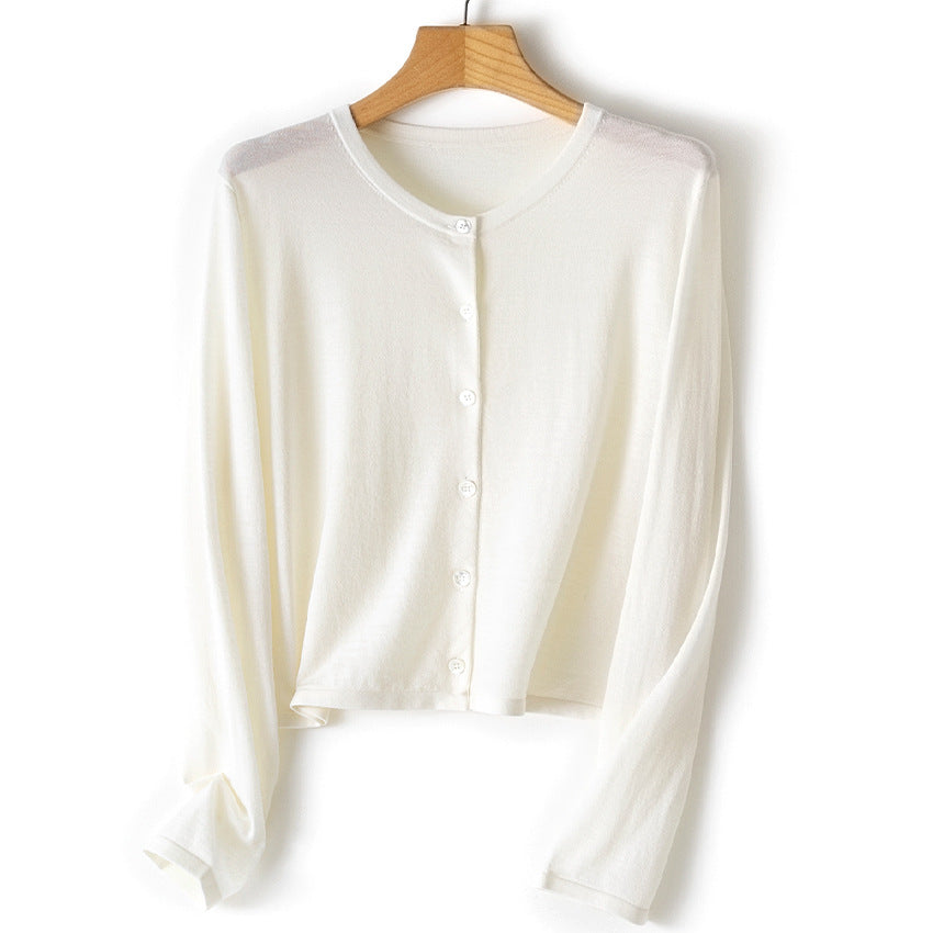 Damen leichte kurz geschnittene Feinstrick-Cardigan mit Rundhalsausschnitt und Knopfleiste Drune