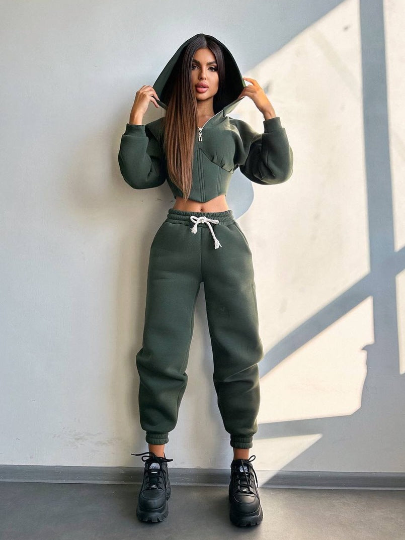 Damen Crop-Kapuzenjacke mit Korsagennaht und High-Waist Jogginghose Drune