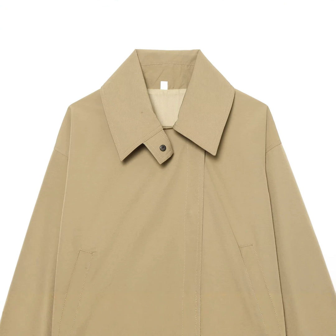 Damen Kurzjacke mit Oversize-Kragen und verstellbaren Manschetten Drune