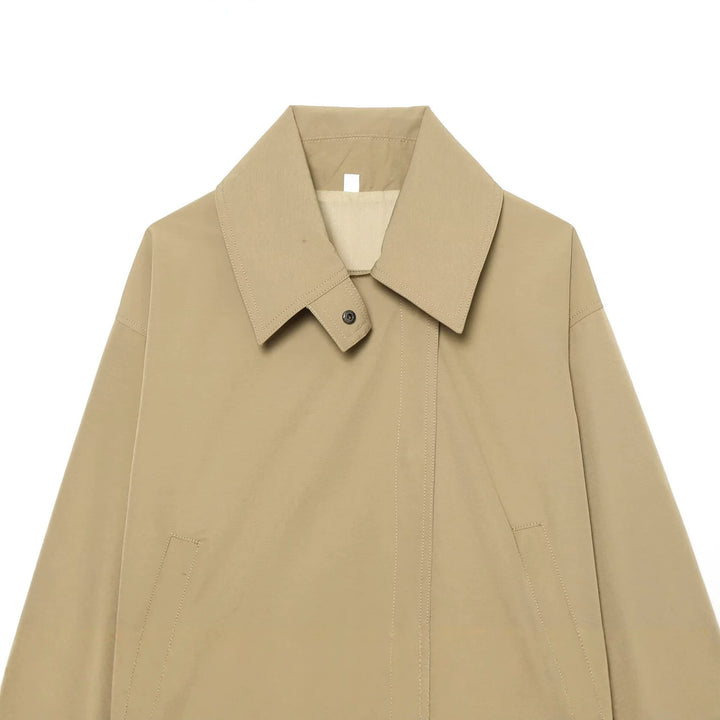 Damen Kurzjacke mit Oversize-Kragen und verstellbaren Manschetten Drune