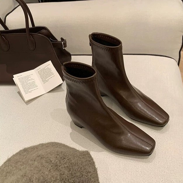 Damen Knöchelhohe Leder-Stiefelette mit quadratischer Zehenpartie, Mittelnähte und elastischem Schaft Drune