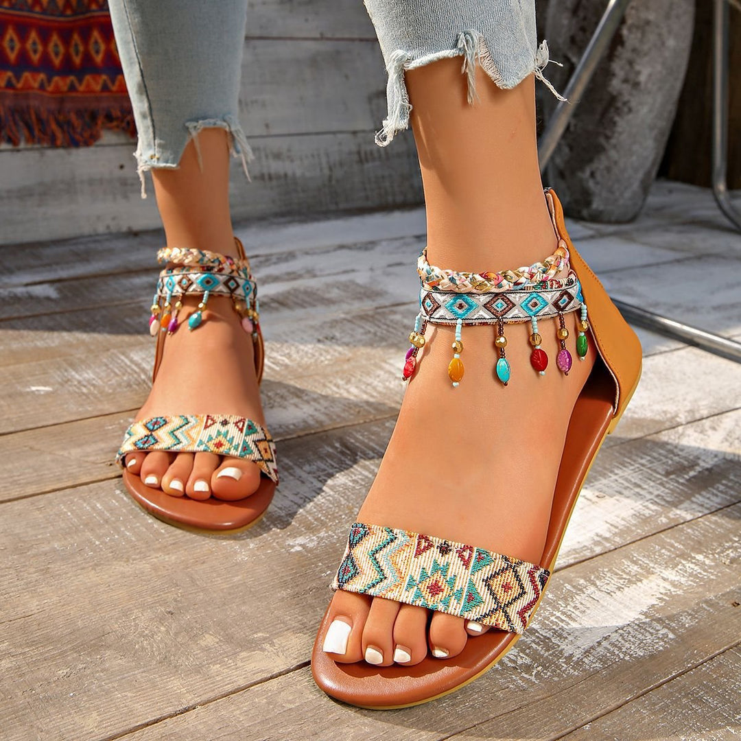 Damen Boho-Sandalen mit bestickten Riemen, geflochtenen Knöchelriemen und Zierperlen Drune