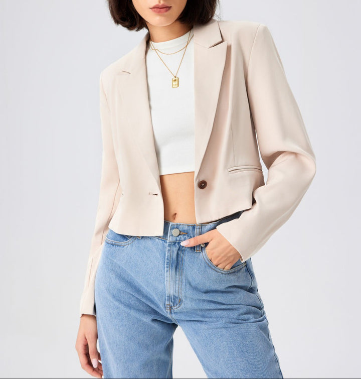 Damen Kurzblazer im Cropped‑Schnitt mit Reverskragen und ein‑Knopf‑Verschluss Drune