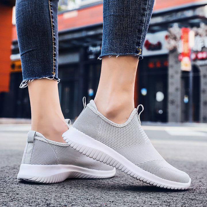 Damen nan minimalistischer Schlupf-Freizeitschuh mit vorderer Zuglasche, gepolstertem Knöchelkragen und flexibler Adaptivsohle Drune