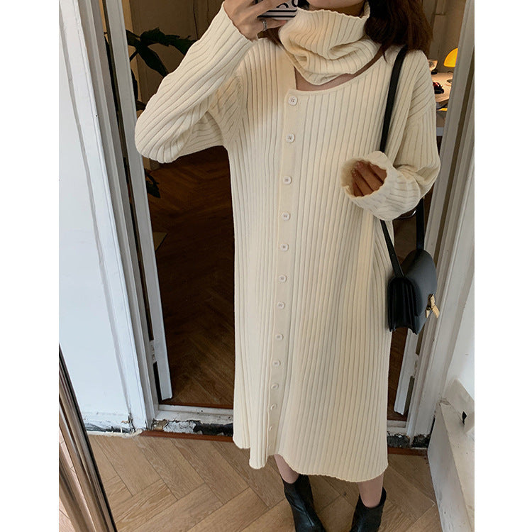 Damen Strickkleid mit weitem Rollkragen und durchgehender Knopfleiste Drune