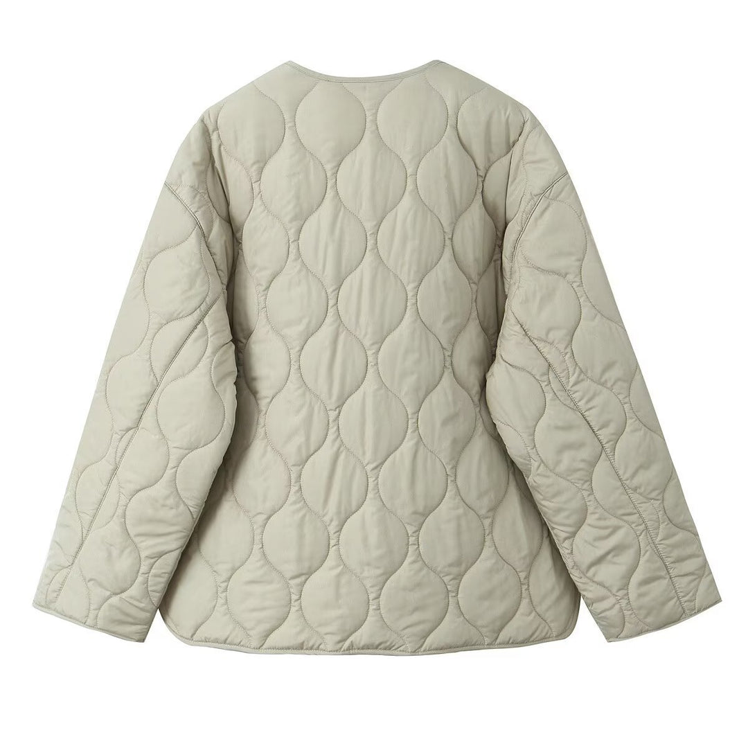Damen nan gesteppte Oversize-Quiltjacke mit Rundhalsausschnitt, durchgehendem Reißverschluss und zwei aufgesetzten Taschen Drune