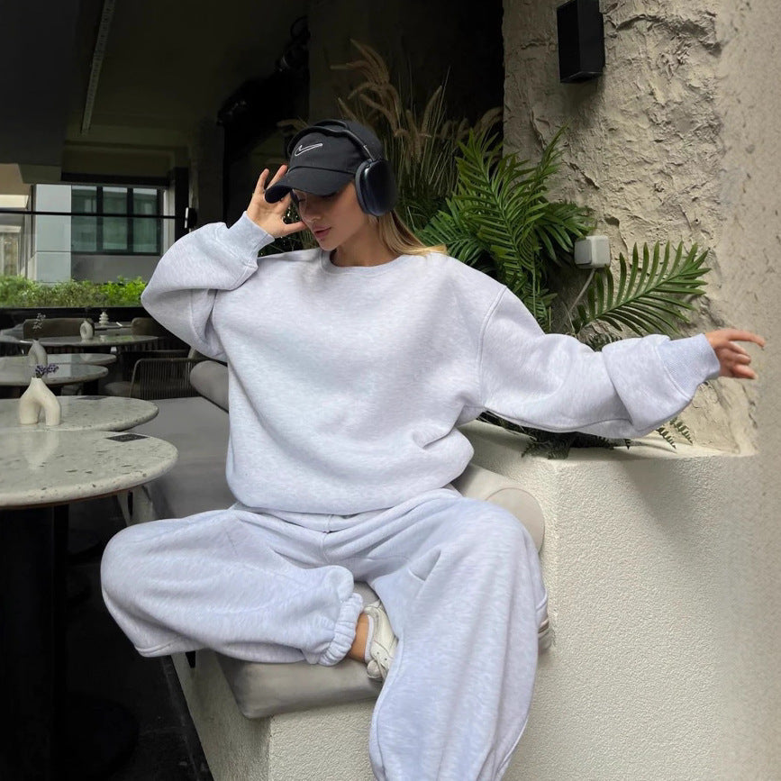 Damen Oversize-Crewneck und High-Waist Tunnelzug-Jogginghose Set aus weichem French-Terry Drune