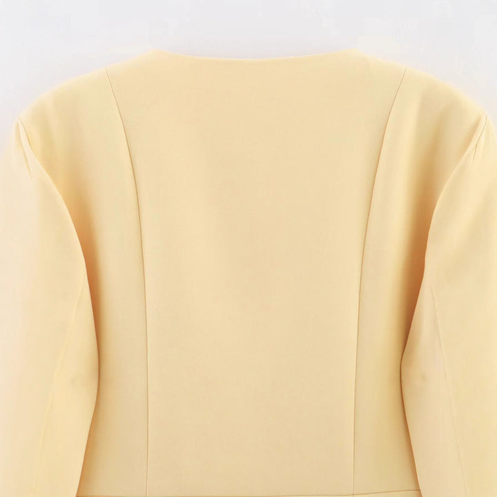 Damen nan taillierter Blazer mit Rundhalsausschnitt, verdeckter Knopfleiste, Pattentaschen und taillierter Kellerfalte Drune