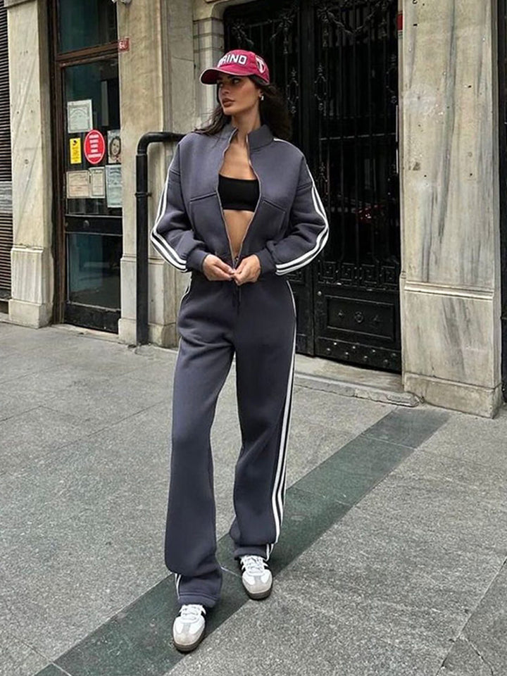 Damen Sportlicher Loungewear-Anzug mit hohem Kragen und seitlichen Streifen Drune