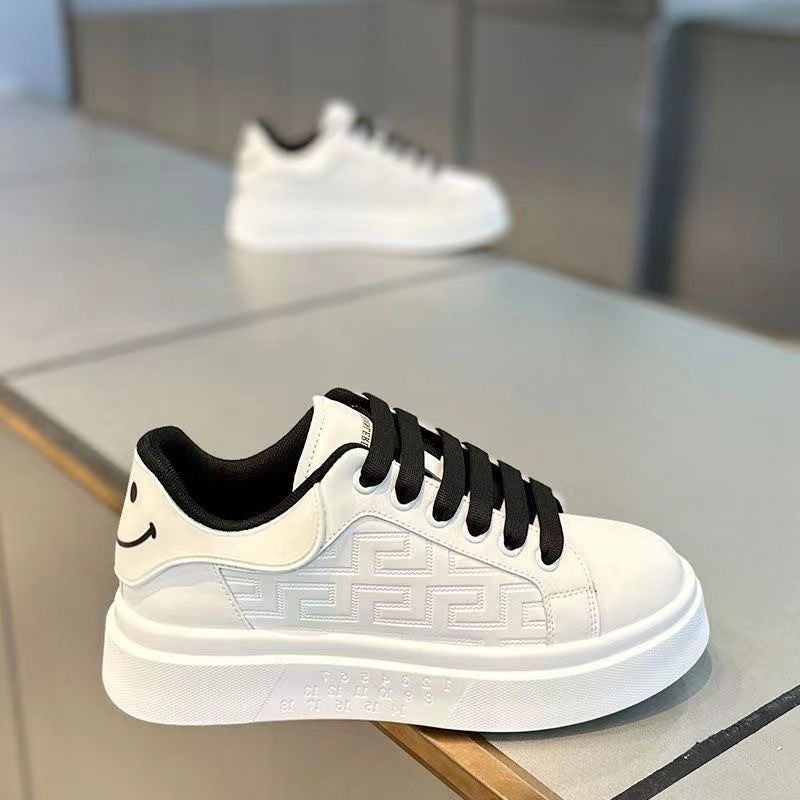 Damen Modische Sneakers mit hochdämpfender Sohle und stylishen Applikationen Drune