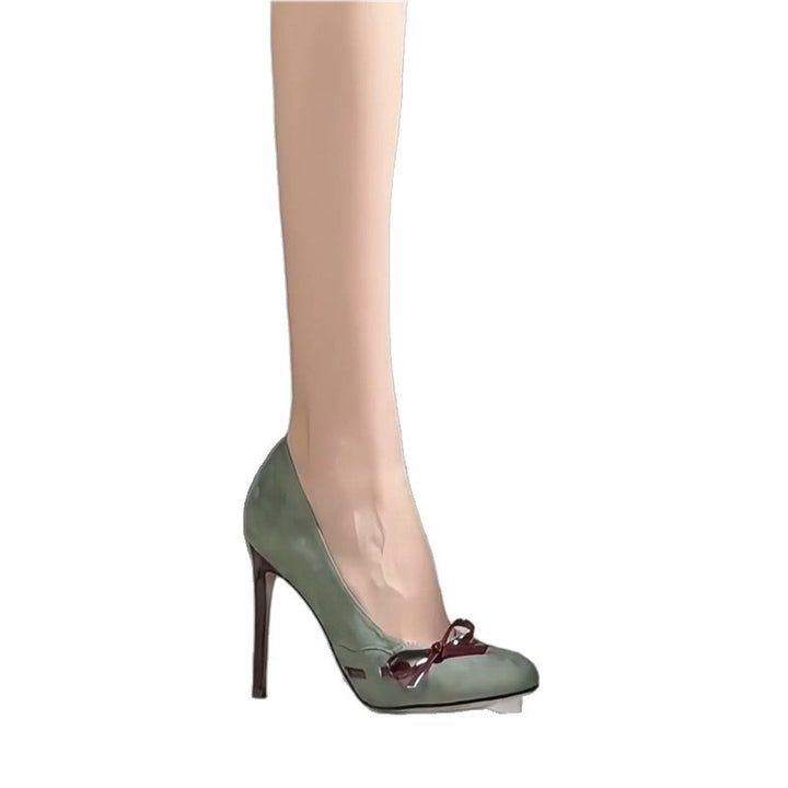 Damen Elegante Wildleder-Pumps mit runder Zehenkappe, Schleifenapplikation und schlankem Stiletto Drune