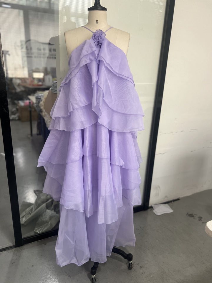 Damen luftiges Maxikleid mit geschichteten Rüschendetails und zarter Blumenapplikation Drune