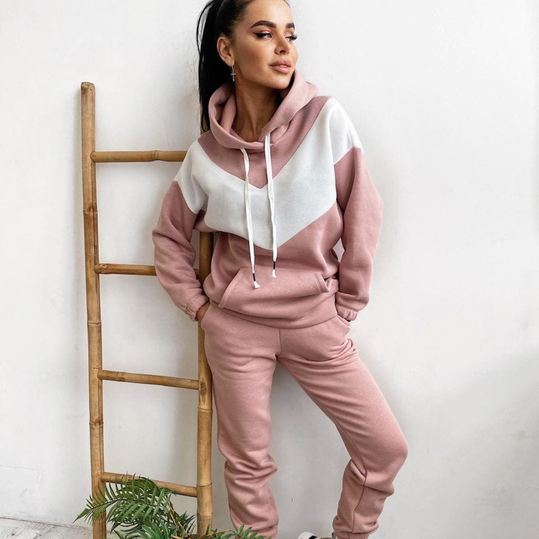 Damen zweiteiliges Loungewear-Set mit Chevron-Kapuzenpullover und taillierter Tapered-Jogginghose Drune