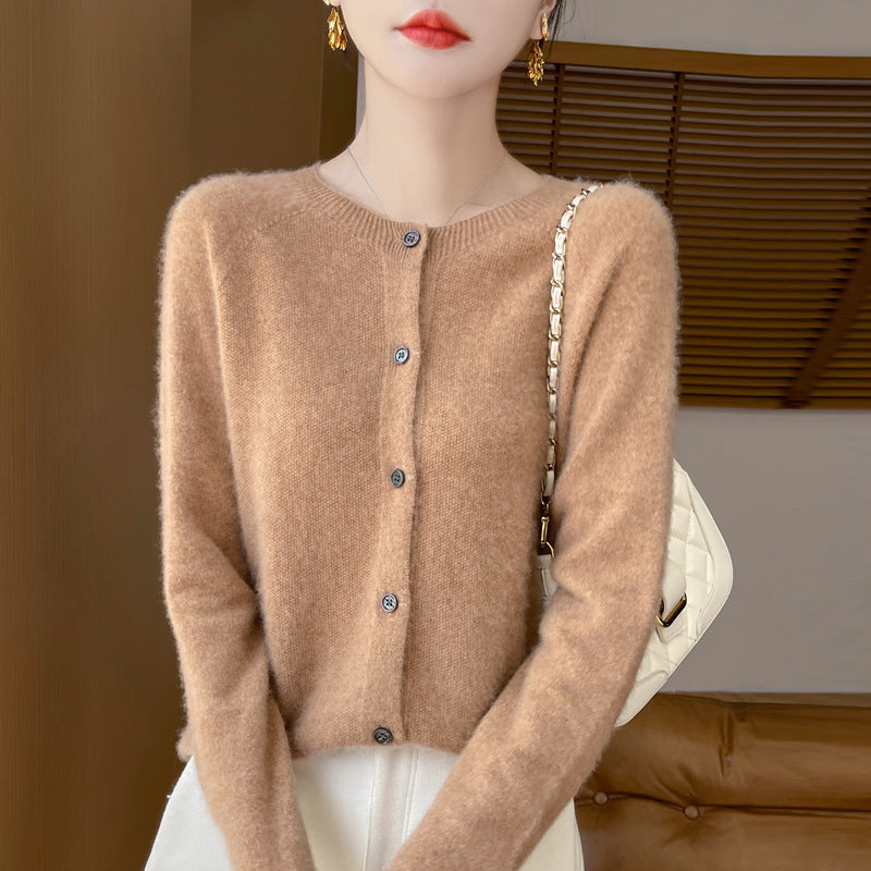 Damen Kuscheliger Kurzcardigan aus Mohair‑Mix mit feiner Schurwollstruktur und Perlmuttknopfleiste Drune