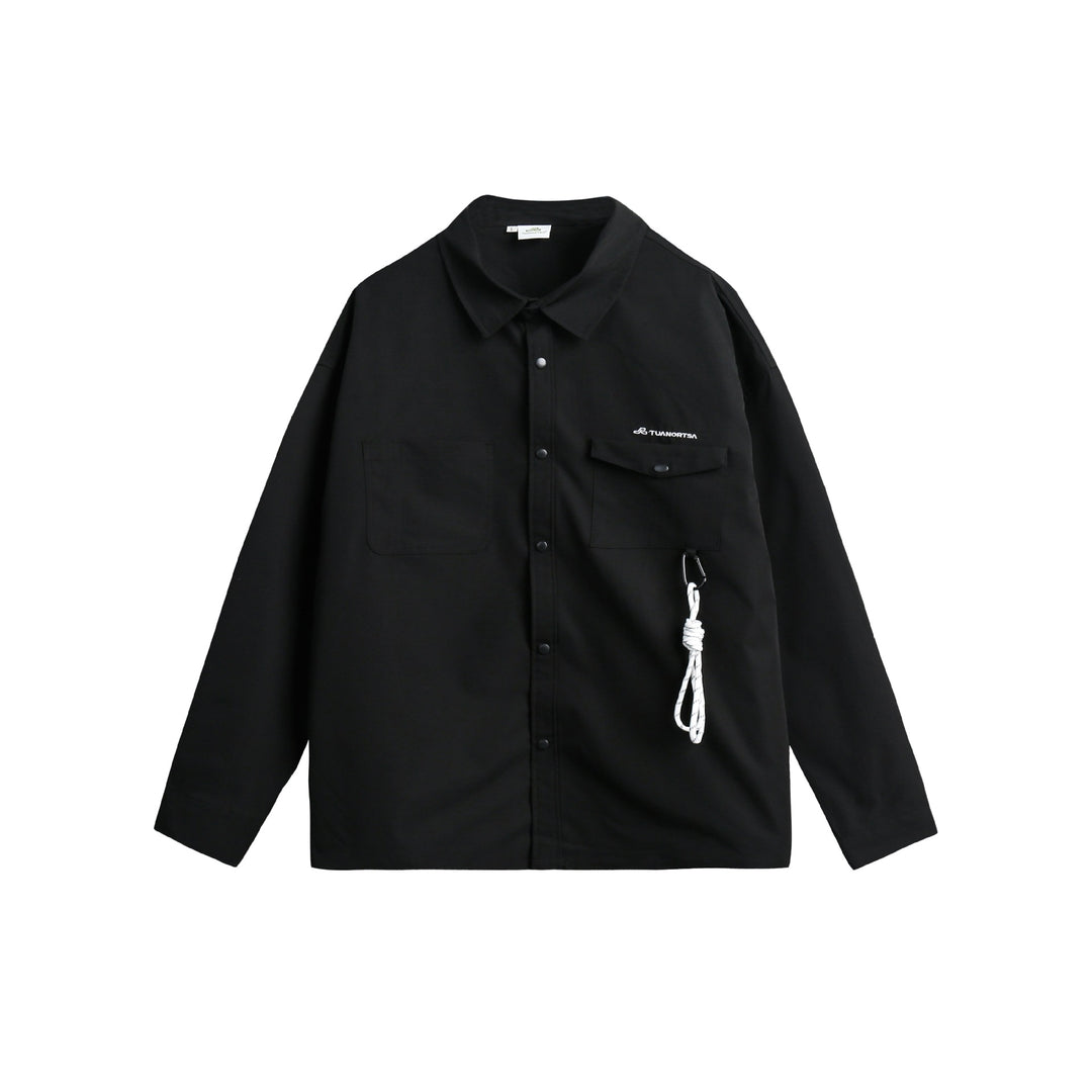 Unisex Overshirtjacke im Utility‑Stil mit Druckknopfleiste und Karabinerdetail Drune