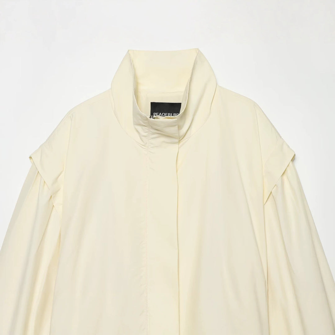 Damen Kurzjacke aus fließendem Stoff mit Taillengürtel und Cape-Schulter Drune