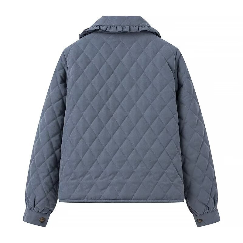 Damen nan gesteppte Kurzjacke mit Rüschkragen, Bindebändern und aufgesetzten Taschen Drune