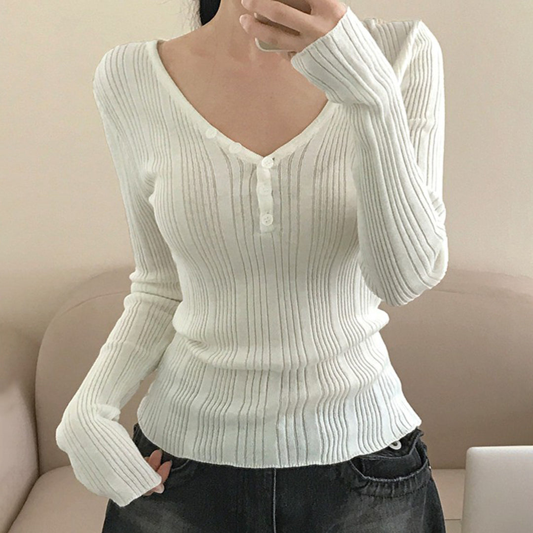 Damen nan feinstrukturierter Rippstrick-Longsleeve mit V-Ausschnitt, Henley-Knopfleiste und taillierter Passform Drune
